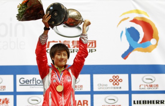 �߾ٹھ�����