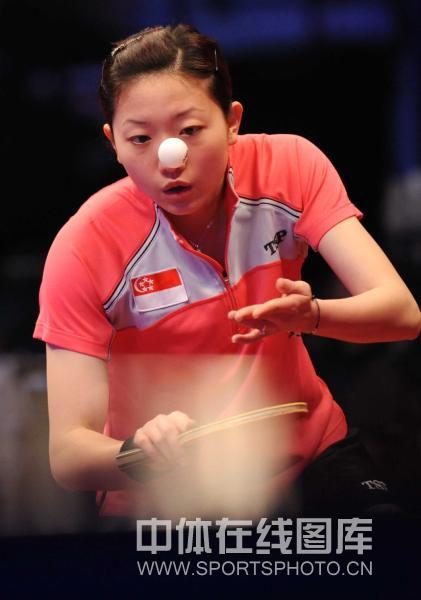 ͼ��-ƹ���ܹھ���Ů��1/4�������ޱרע����