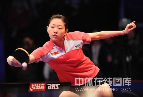 ͼ��-ƹ���ܹھ���Ů��1/4�������ޱ����ǿ��