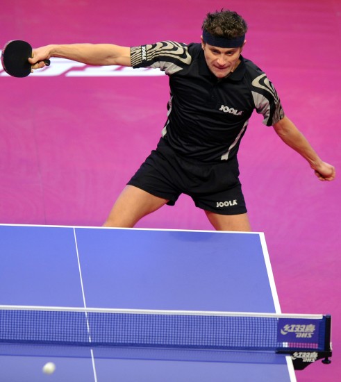 ͼ��-ƹ���ܹھ������ս�����ǿ��չ˫���԰���