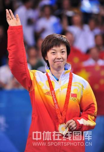 ͼ�ģ�Ů�������������ɹ����� �������ܿ���