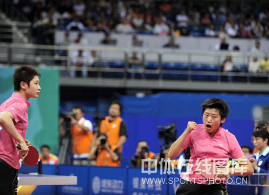 ͼ��-ȫ�˻�ƹ��Ů˫��Ծ/��������Ϊ�Լ��ź�