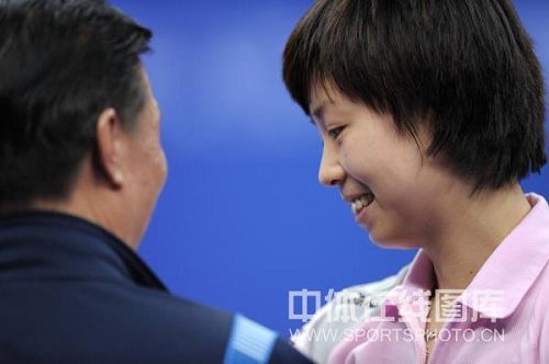 ͼ�ģ�ȫ�˻�ƹ��Ů������ ��������Щ��ɬ