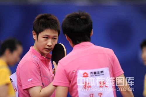 ͼ�ģ���Ծ/������Ů˫���� ����˵�����Ļ�