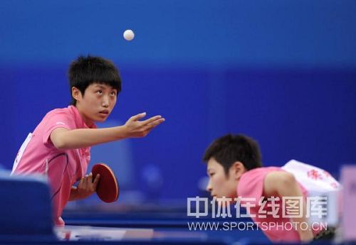 ͼ�ģ���Ծ/������Ů˫���� ��Ծ׼������