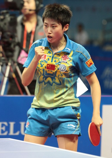 ͼ��-Ůƹ���籭��Ծ������ǿ��ԾΪ�Լ�����