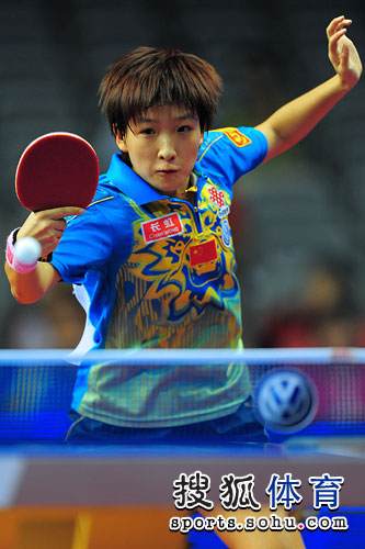 ͼ�ģ���ʫ�������籭���ź� ��ʫ���ڸ�POSE