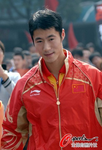 ͼ��-�������人��ϯ��ҵ�ƹ��һ�罭�Ƿ�˿�ڶ�