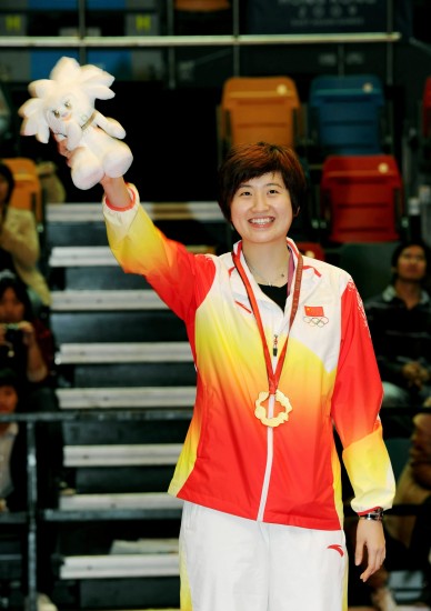 ͼ��-������Ҧ��ʤ�ļѶ�Ů���ھ�Ҧ�忪���콱