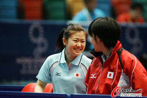 ͼ�ģ��ձ�Ůƹ3-0���� �Ͷ���������