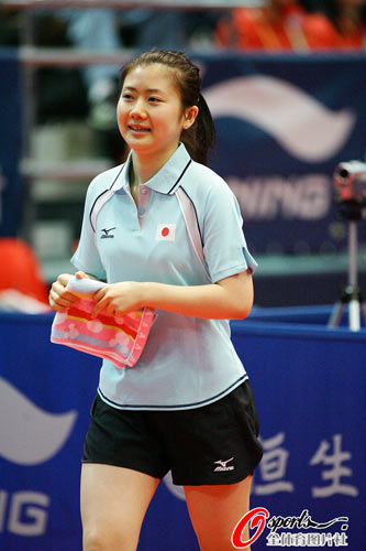 ͼ�ģ��ձ�Ůƹ3-0���� ���ú���