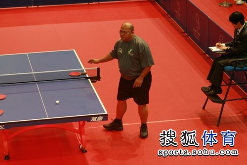 ͼ�ģ��ص�ƹ��������ϡ� �ص�ѡ�����ĸ�̬