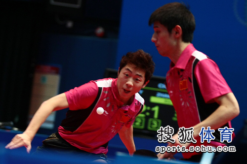 ͼ�ģ�������ƹ����˫����� ��꿻�������