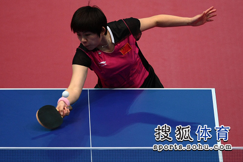 ͼ�ģ�Ů�Ų���3-0ʤ�����B ���������ǰ�ص�