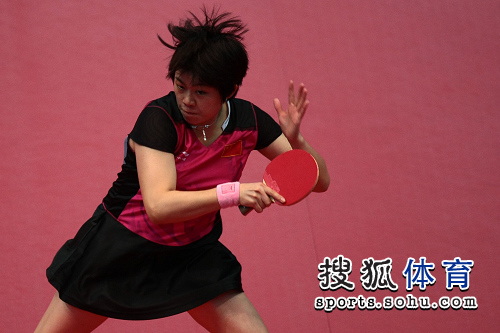 ͼ�ģ�Ů�Ų���3-0ʤ�����B �������ͷ������