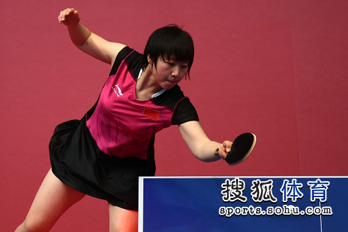 ͼ�ģ�������ƹ��Ů�ž��� �ļ�ȹ�ڷ���