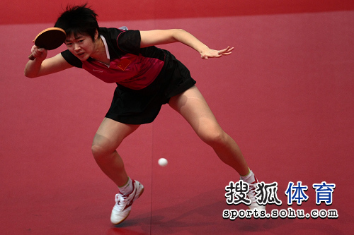 ͼ�ģ�������ƹ����Ů�ž��� �ľ��Ļ���˲��