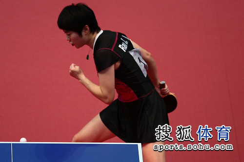 ͼ�ģ�������ƹ����Ů�ž��� �ľ�����ף�÷�