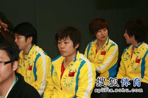 ͼ�ģ������˶����ƹŮ�Ŷ��� Ҧ���ļѽ�̸