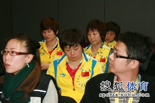 ͼ�ģ������˶����ƹŮ�Ŷ��� �����ͷ����