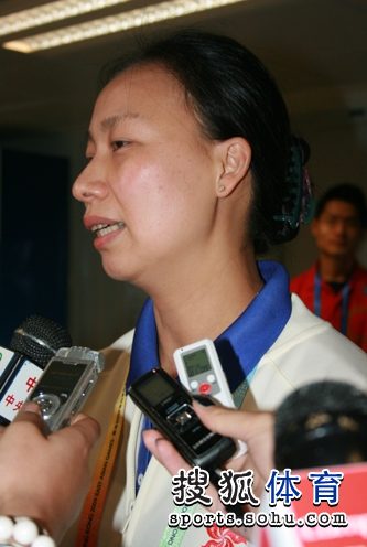 ͼ�ģ���ƹŮ�Ŷ����˶��� ��ݷҳ�Ϊ�ɷ��ص�