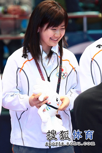 ͼ�ģ���ԭ��������̨����Ц ��ԭ�����ĵ�Ц