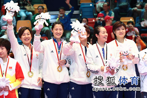 ͼ�ģ�ƹ����Ů�Ű佱�ֳ� ���Ůƹ��л����