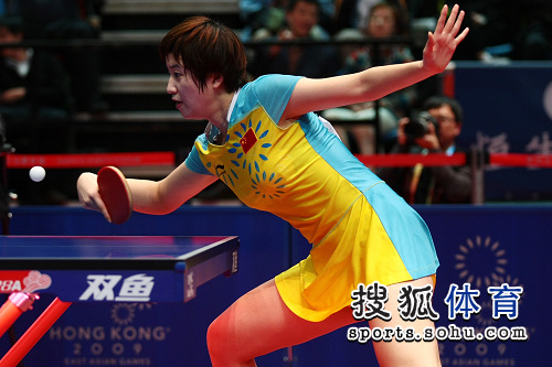 ͼ�ģ������˶���ƹ��Ů������ Ҧ�巴�ֻ���