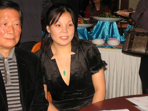 ͼ��-ƹ̳��Ů�������˷����Խ���Ը�����