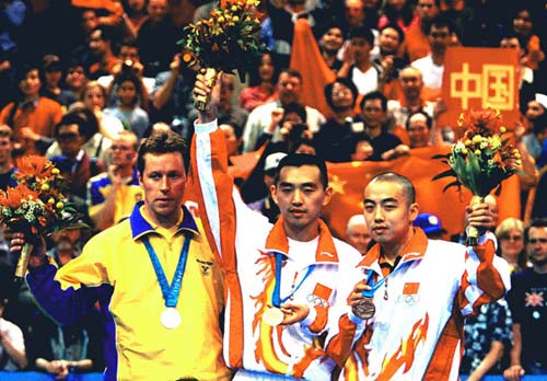 ͼ��-��ƹ�������Ƭ�й�˫������ҫ�е�����