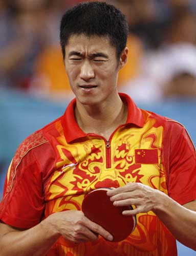 ͼ��-��ƹ�������Ƭ�����ڱ������������ź�