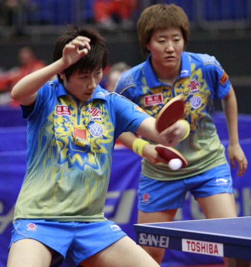 ͼ��-��ƹ��Ů˫���ֶ���/���ͽ������������Ƶ�