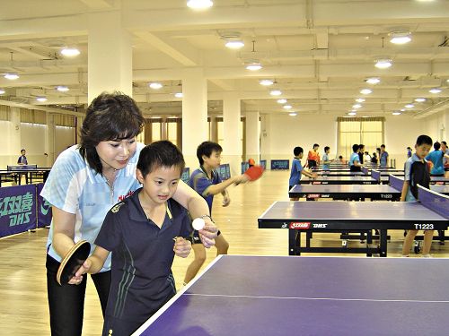 ͼ�ģ�����Ư�塱ѵ����״ ���໪ָ������