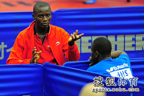 ͼ�ģ���ƹ�����վ��ʻ��� ����ѡ�ֽ��ܲɷ�