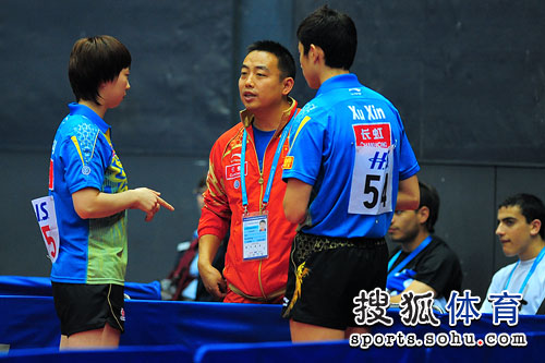 ͼ�ģ���ƹ����ƹ�߶Ի�˫��ս ����������ս��