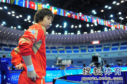 ͼ�ģ�Ů��������4-0�Ϳ��� �����������б仯