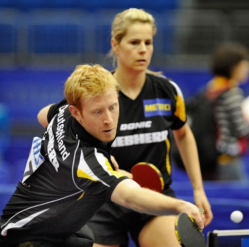 ͼ��-��ƹ����˫�ڶ��ֵ¹���˹/�ܶ�����32ǿ