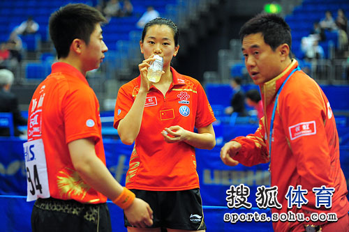 ͼ�ģ���ƹ����˫������ ��½���е�����