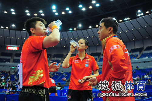 ͼ�ģ���ƹ����˫������ ʩ֮��ڲ���ս��