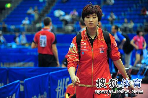 ͼ�ģ���ƹ����˫������ Ҧ�尺������