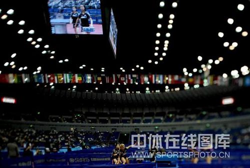 ͼ�ģ���ƹ��Ů˫�ڶ���ս�� �ƹ����ǵ��