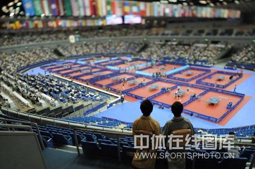 ͼ�ģ���ƹ��Ů˫�ڶ���ս�� ���źͷ��ۿ�����