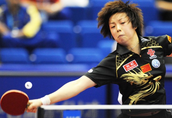 ͼ��-��ƹ��Ů������������չʾ��Ӳ������