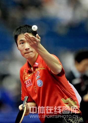 ͼ��-��ƹ���е������ڽ����������򰵲�ɱ��