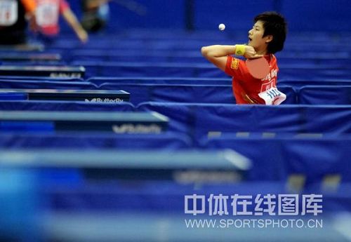 ͼ�ģ�Ů�������ֹ�ƹȫ�߸�� �����������ټ�