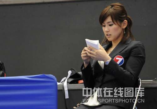 ͼ��-�����ƹ���ϵ���Ů��������׼���ɷ����