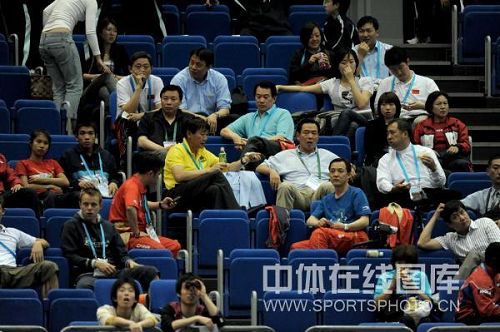 ͼ�ģ���ƹ����˫������ ���񻪿�̨����