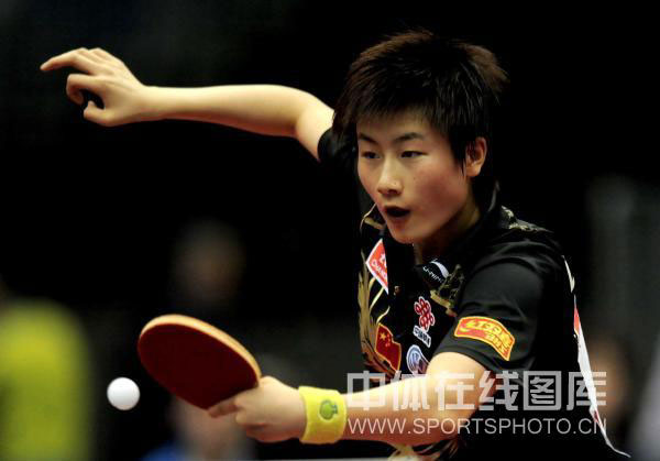 ͼ��-��ƹ��Ů������ϼ4-1�����������ı�������