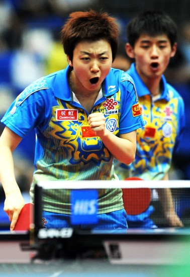 ͼ��-��ƹ����˫������й���ս��ɫ��ϰ�Ȼ��ף