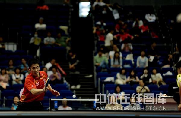 ͼ��-��ƹ���е�1/8�������������ձ�ż��